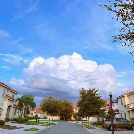 Family Retreat - Double Rms Or King Rms Shared Bath - Luxury Club-Pool Spa-Near Disney Parks With Wifi Davenport Esterno foto